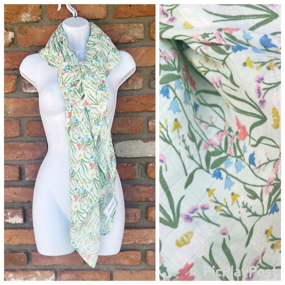 ANGEL DEAR Large Floral Spring/Summer Scarf